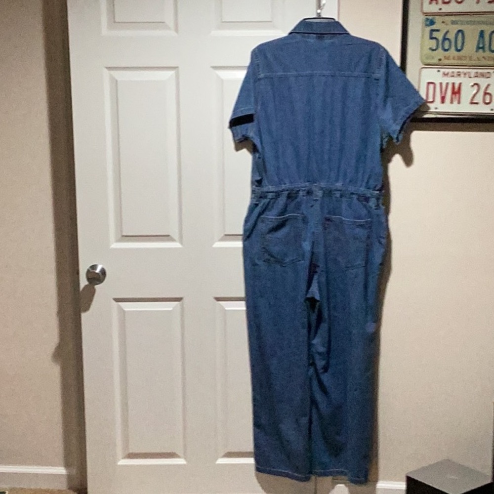 Levi’s Lightweight Denim Utility Jumpsuit - Size XL - Picture 2 of 14
